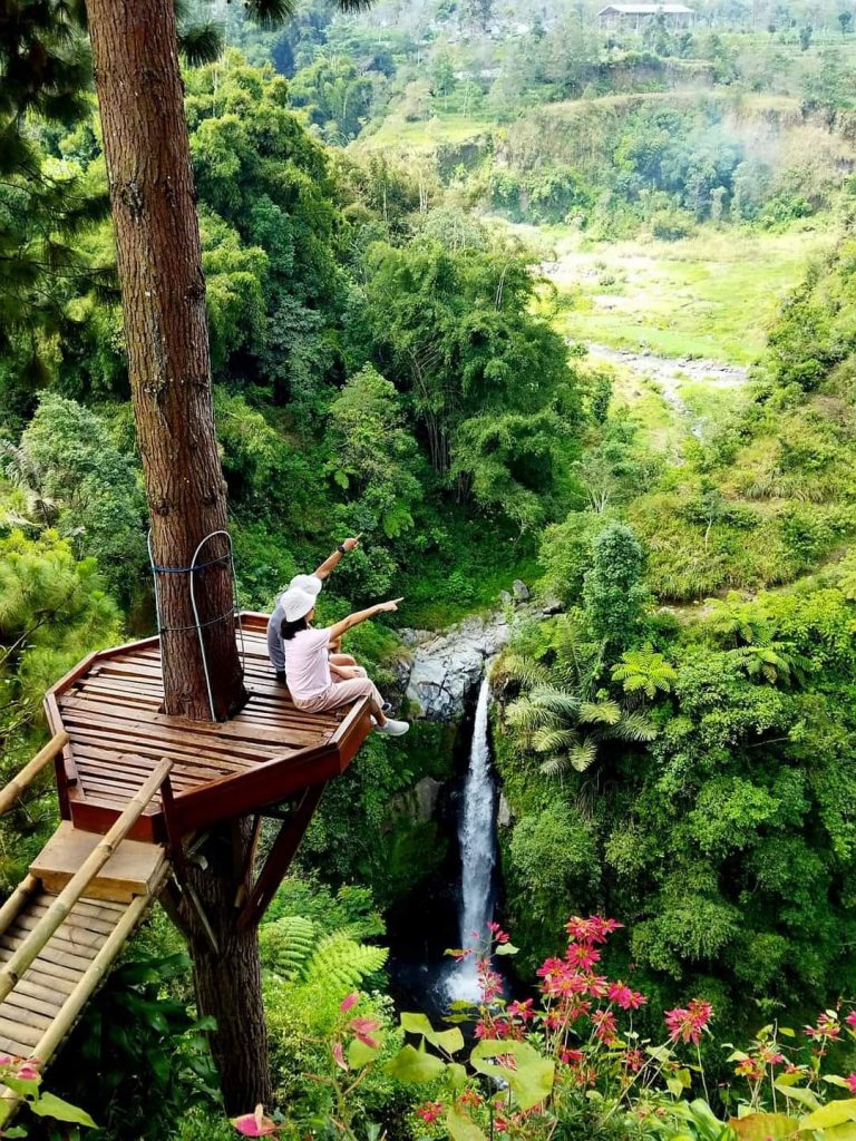 Lim Sok Shee with Lulu Trip Indonesia 1