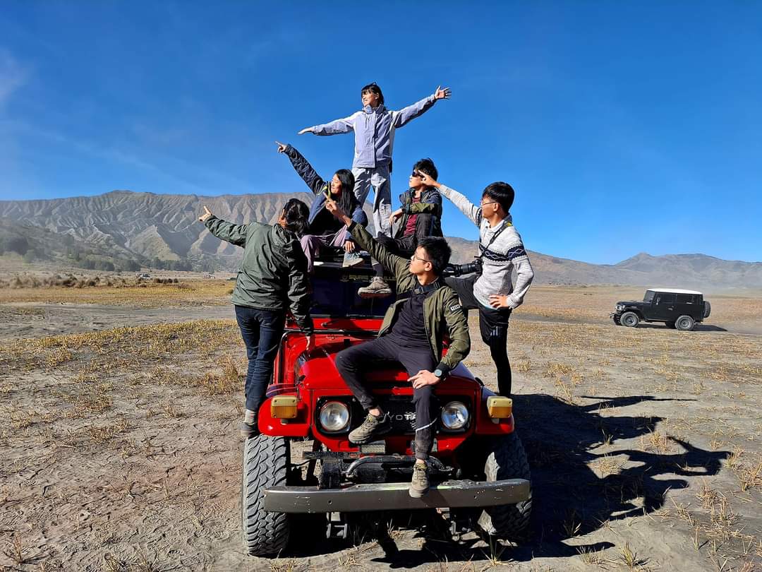 family travel of NicsCo yEe with Lulu Trip Indonesia